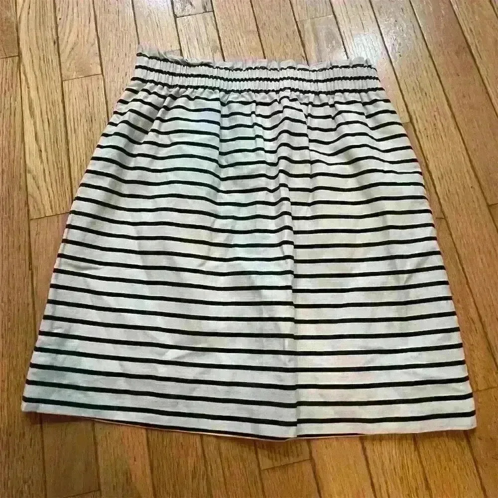J.Crew Women's Striped Mini Skirt White Size 0 Casual Elastic Waist - Picture 6 of 6